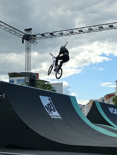 FISE: Montpellier défie la gravité 🚴‍♂️ 